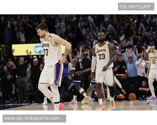 东契奇回忆与斯玛特对位经历深知其防守给对手带来的挑战