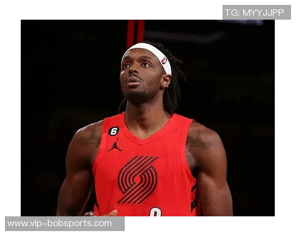 格兰特表现出色19投8中砍下29分6篮板4助攻并完美罚球9中9