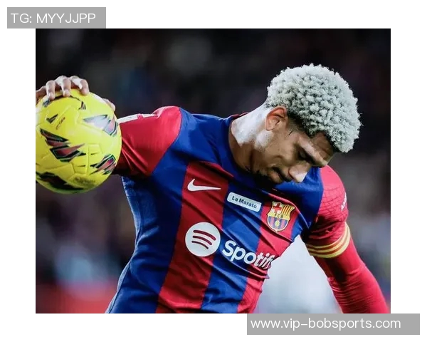 巴萨主帅弗里克称赞赫拉德马丁在左中卫位置上的出色表现