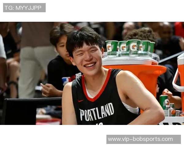 比卢普斯称赞瀚森成熟度相信他将克服紧张迎接难忘比赛 比卢普斯称赞瀚森成熟度相信他将克服紧张迎接难忘比赛