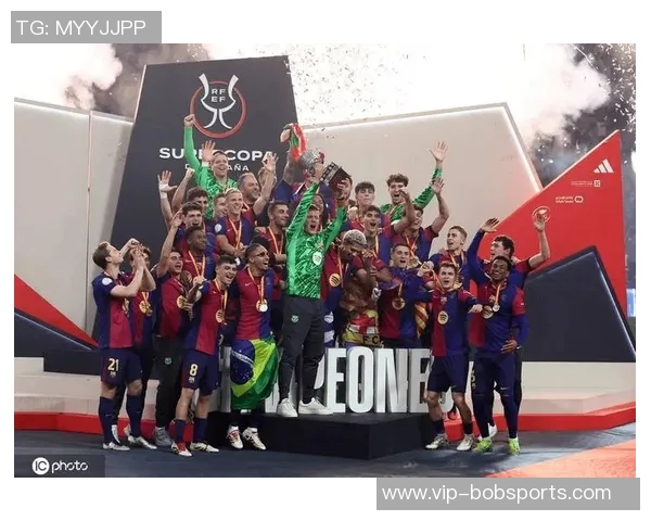 巴萨将在西班牙超级杯中首次亮相全新第四球衣引发期待