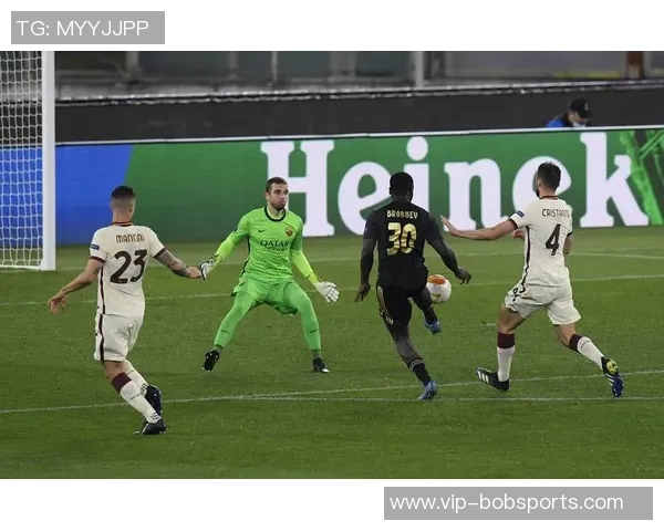 罗马与阿贾克斯谈判马伦租借交易达成进展含2500万欧非强制买断条款 罗马与阿贾克斯谈判马伦租借交易达成进展含2500万欧非强制买断条款