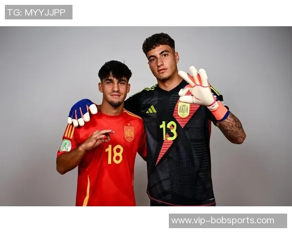 西班牙中场新星切玛20岁被比作罗德里期待未来能追赶其水平